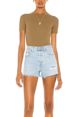 Levi's Levi’s High Rise Ribcage Shorts 28