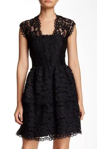 Shoshanna Vanita Black lace peplum dress size 2