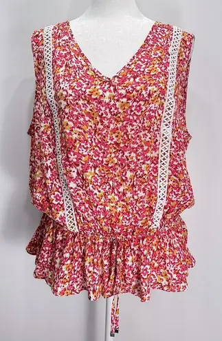 Adrienne Vittadini Dainty Floral Blousy Sleeveless Peplum Top with Lace Boho