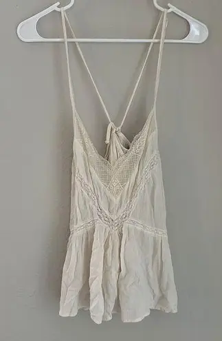 American Eagle Off white flowy tank top