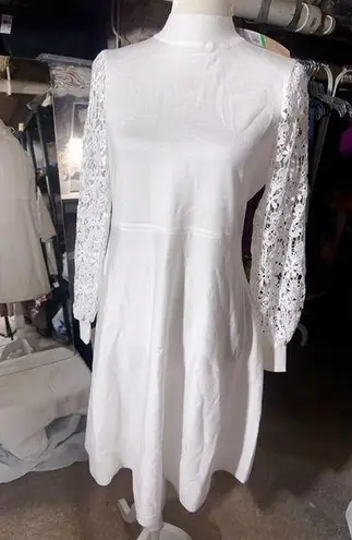 HAILEY LYN white ivory floral hollow long sleeve sweater dress crewneck knee Size undefined