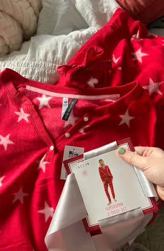 Jaclyn Intimates Christmas Pajama Set NWT