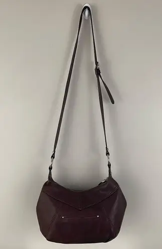 B Makowsky Brown Pebble Leather Western Boho Studded Fringe Crossbody Bag Purse