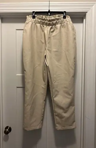 Bagatelle Women’s Faux Leather High Paper bag Waist Pant Size Large Cream Pocket