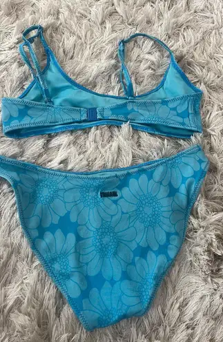 Triangl Bikini Set