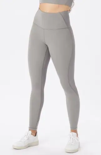 Glyder Ribbed Tone Up Legging in Silver Fog