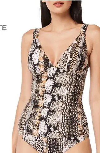 Bleu Rod Beattie New. animal print tankini top. Size 8. Retails $91. - Image 1