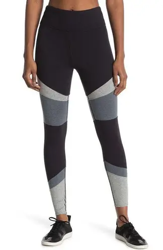 Threads 4 Thought MEDIUM Black/Gray Lynn Colorblock Legging Stitch Fix ReActive