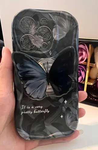 iphone 15 pro max case with hand holder