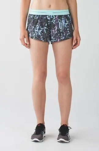 Lululemon  Split Second Shorts in Floral Sport Tranquil Blue Multi