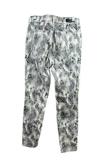 Sofia Vergara Women's Rosa Curvy Ankle Animal Print Jeans