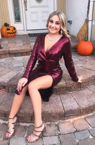 Windsor  Braelynn Formal Sequin Burgundy Dress thumbnail 2
