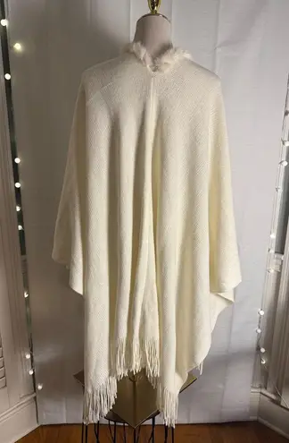 Cejon Ivory Knit Shawl Wrap Poncho Fringe Genuine Fur Trim O/S