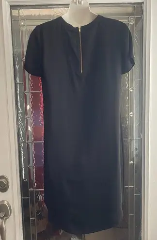 Adrienne Vittadini : Black Knee Length Shift Dress with Gold Zipper, Size 4