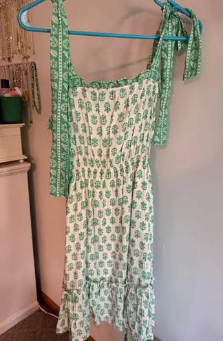 Boutique Dress Green Size M