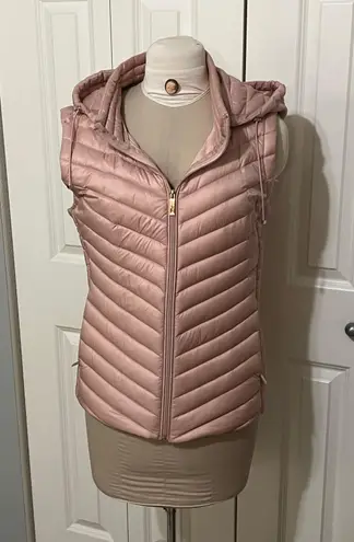 Gallery Light Pink Hooded Puffer Vest