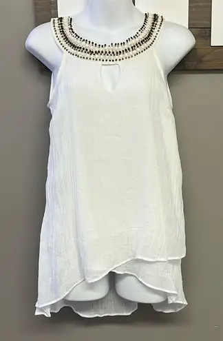 AGB Cream Crepe Sleeveless Beaded Neckline V