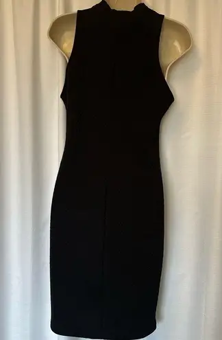 ASTR  the Label Textured Bodycon V-neck Sleeveless Dress Large Closet Staple