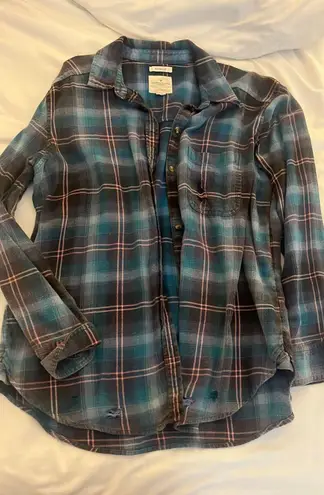 American Eagle Oversized Plaid Button Down