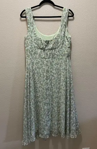 Connected Apparel Green Floral Fit & Flare Sweetheart Knee Length Dress Size 14