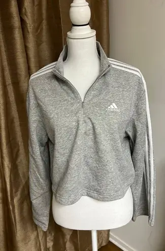 Adidas Sweatshirt