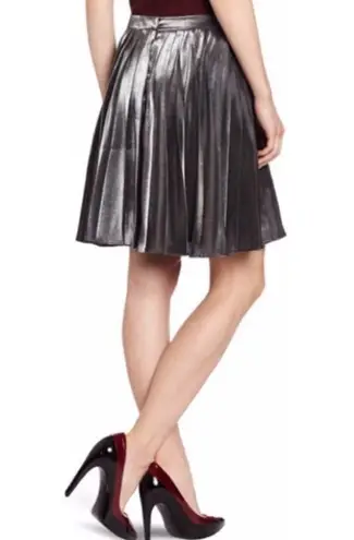 Yoana Baraschi ✧ aso Anthropologie ✧ Wave Pleat Skirt ✧ Metallic Silver ✧ Size 4
