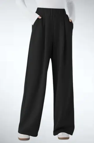Halara Size M High Waisted Side Pocket Wide Leg Fleece Casual Pants in Black