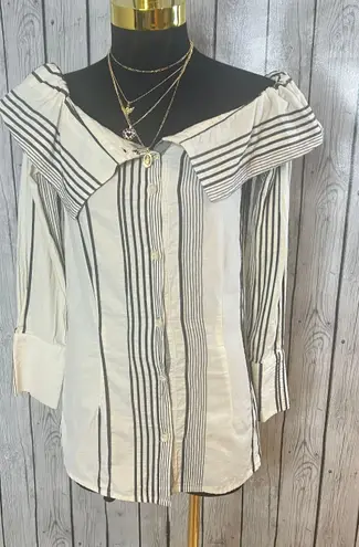 Stone Cold Fox β¨ Off-Shoulder Striped Blouse β Size M