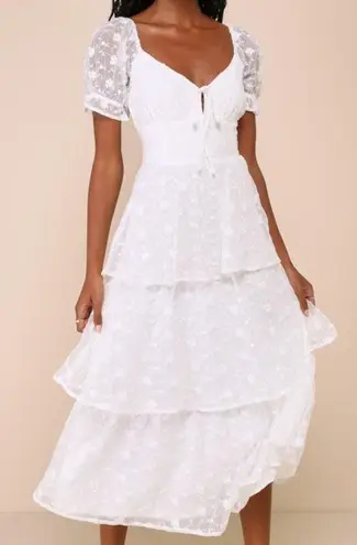 Lulus NWT Precious Sweetie White Floral Embroidered Sweetheart Midi Dress Small