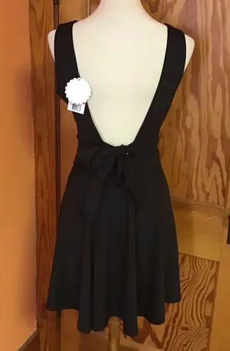 Soprano NWT  Black Plunging Sexy Fit & Flare Dress