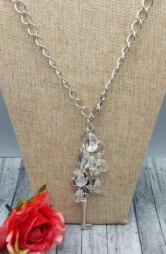 Chunky Chain 3" Large Key Pendant Necklace Dangle Crystal Beads Front Clasp 25" Silver