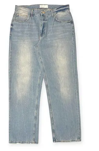 Bershka | 34W x 30L | The 90's Faded Straight Leg Baggy Fit Jeans in Light Blue