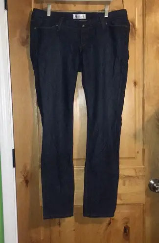 Habitual Deep End Cross Pocket Dark Wash Boot Cut JEANS $200 EUC 32