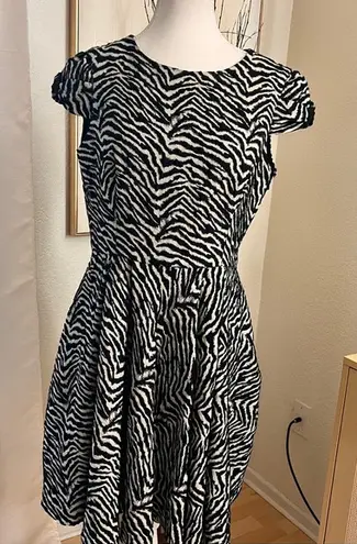 Carolina Herrera Wool Blend Zebra Print Cocktail Dress Size 8