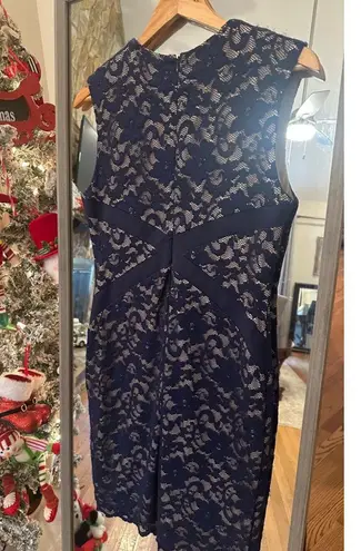 Belle Badgley Mischka Women's Lace Dress, Size Small Blue