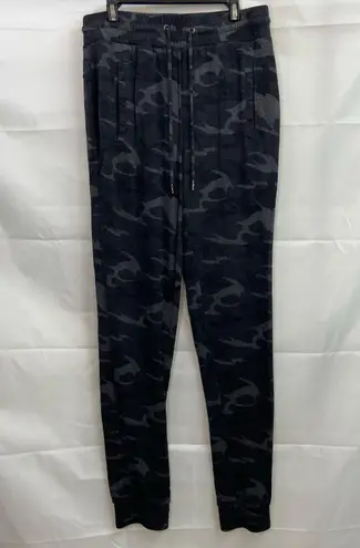 Tahari women's dark gray camouflage soft pocket pull on jogger sweatpants small