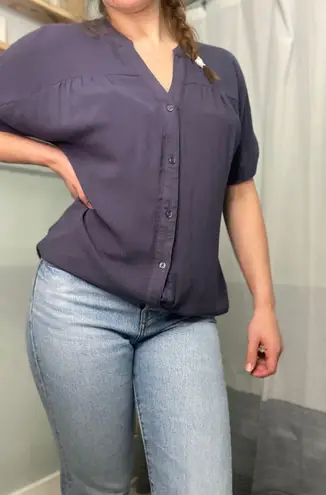 Market & Spruce blue top