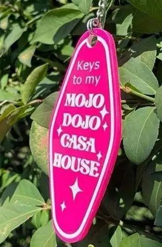 NWT Hotel Style Pink Acrylic Keychain for Barbie Keys to my MOJO DOJO CASA HOUSE