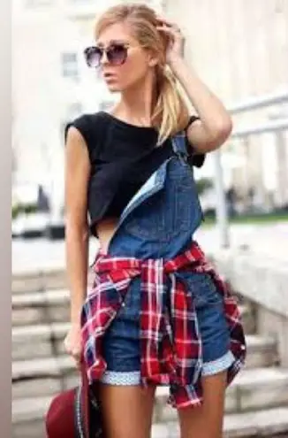 Dollhouse Denim Overalls Sz Large Distressed Coverall Shorts Shortalls Grunge Skater 90s