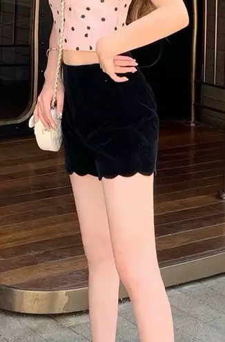 Japanese Kawaii Gyaru Y2K Doll Black Velvet Comfy Scalloped Trim Shorts Size XS