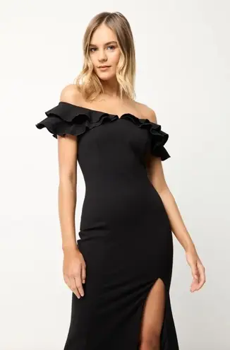 Elliatt  Raja Ruffle Sleeve High Slit Dress in Black Size X-Large