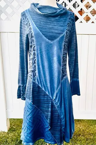 Maloka Unique Artsy Dress Blue Size 6