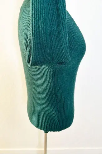 superdown  Revolve Ribbed V-Neck Emerald Green Raquel Sweater | XS