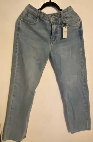 Forever 21  Crisscross Waist 90’s Fit Jeans