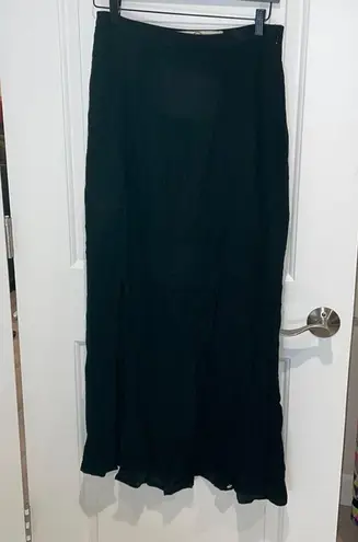 Super dry skirt long maxi black skirt two high slots size Medium