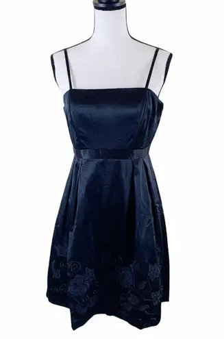 Lucy Paris Embroidered Fit & Flare Black Dress Size Medium