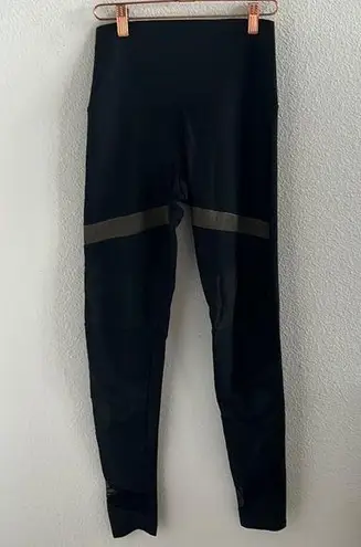 Onzie Black Metallic Active Legging Athleisure Workout Small/Medium