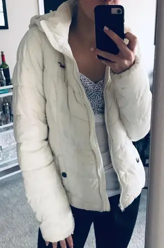 Sherpa lined puffer jacket hollister clearance