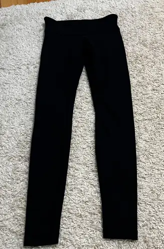 Lululemon Wunder Under 31” Black Leggings Size 6