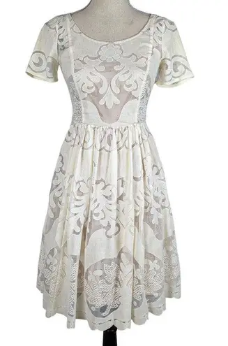 Plenty By Tracy Reese Short Sleeve Lace Fit and Flare Dress Size 0